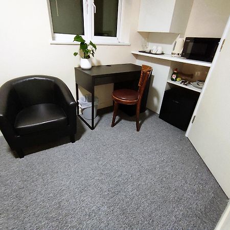 Osney Hazel Studio - Self Contained Studio Flat 옥스퍼드 외부 사진